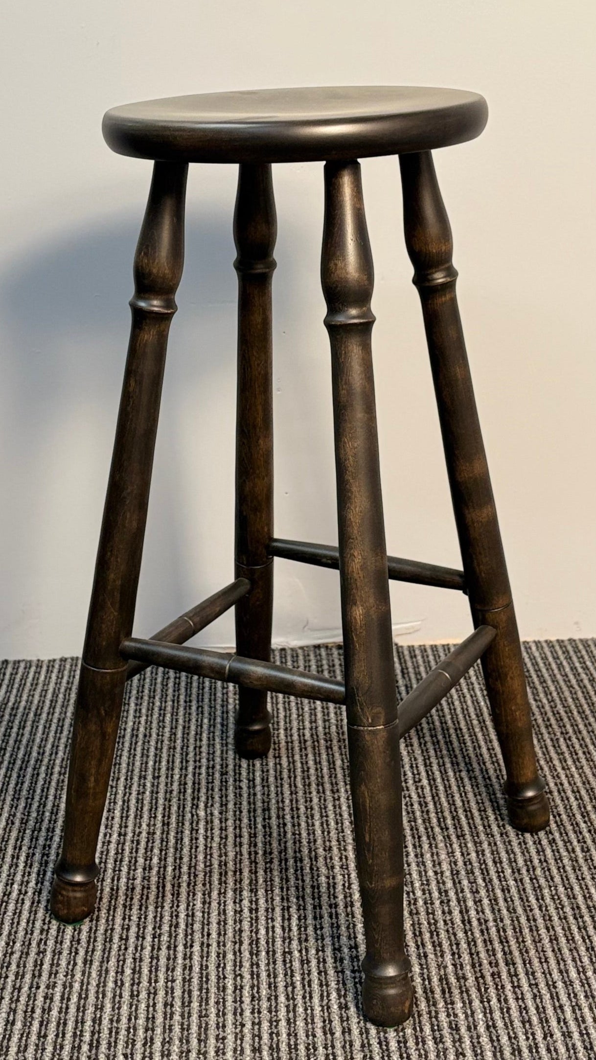 661 Colonial Stool 30"