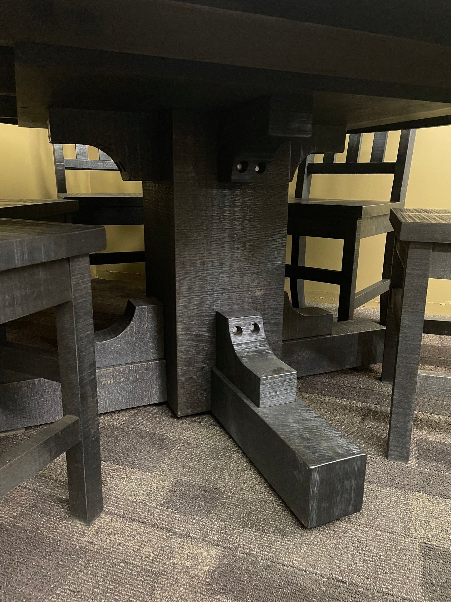 Rustic Pine R555P 60" Round Solid Top Table & 6 Rustic Slat Back Chairs in Ebony Finish S-426