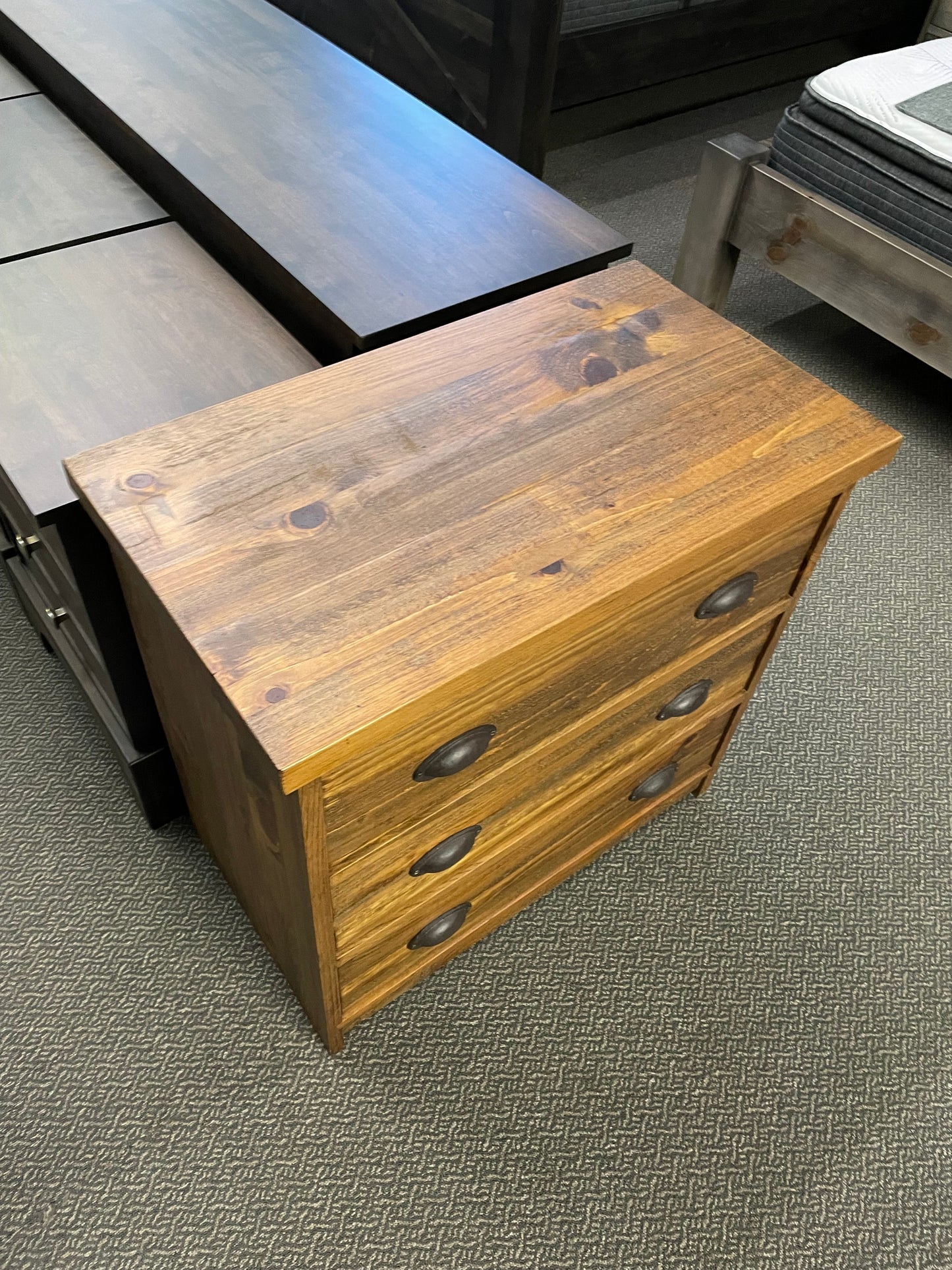 R200P Rustic Pine 3 Drawer Chest in Black Walnut Finish S-456