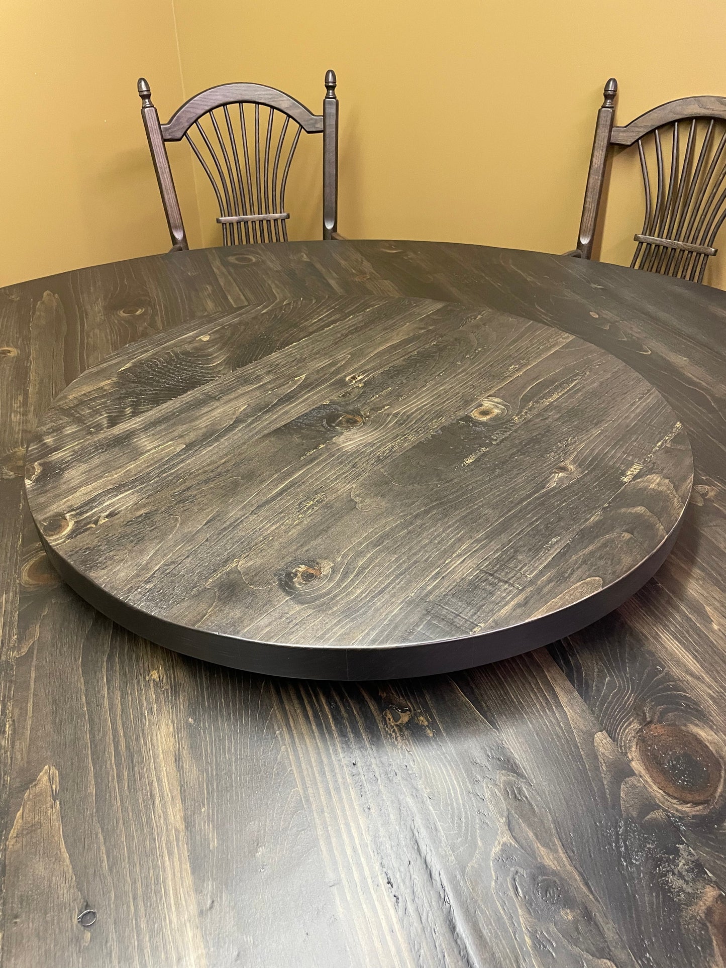 Rustic Pine R994P 30" Lazy Susan in Ebony Finish S-569