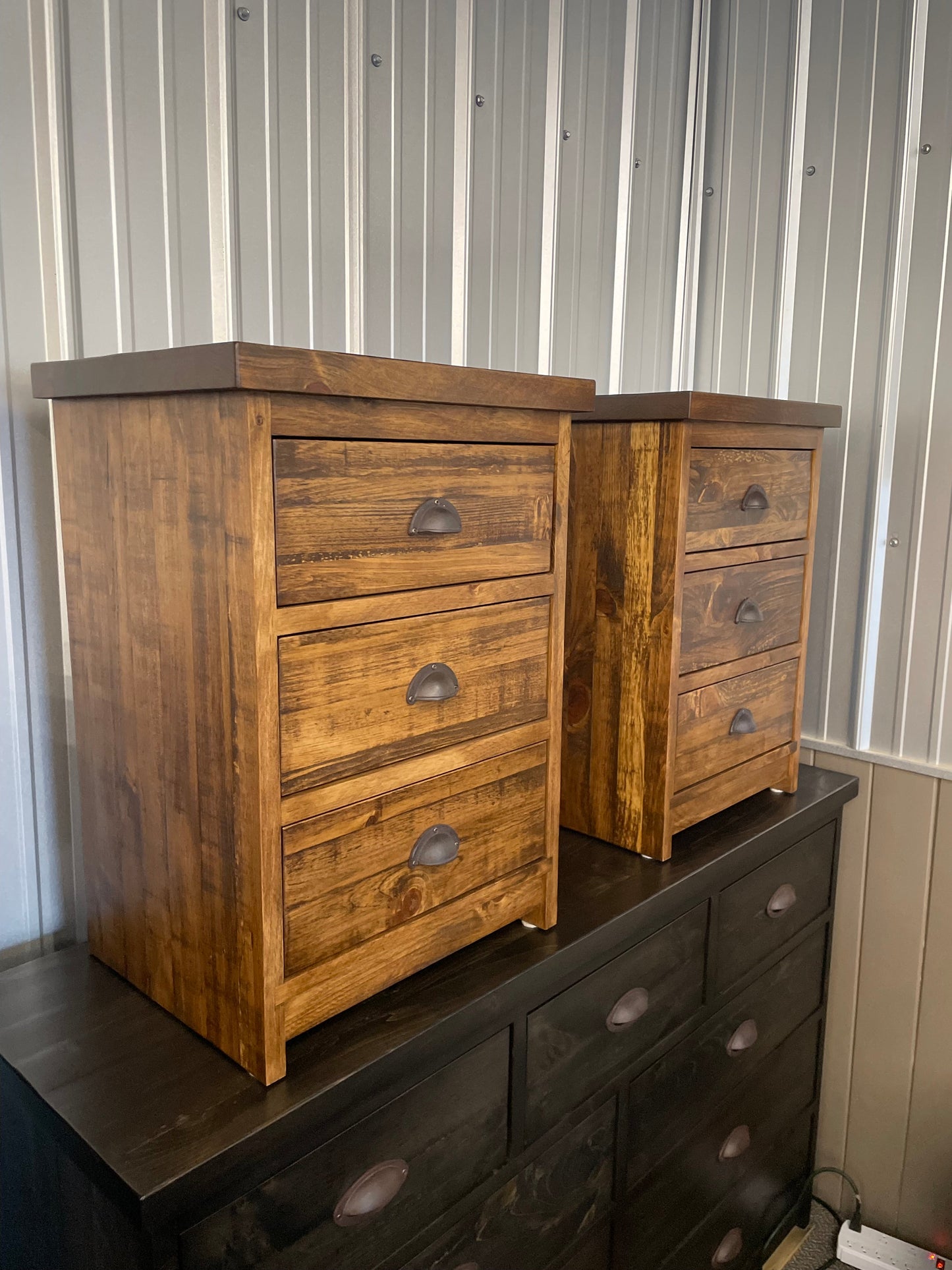 Rustic 5 Piece Barn Door King Bedroom Set in Black Walnut Finish S-725