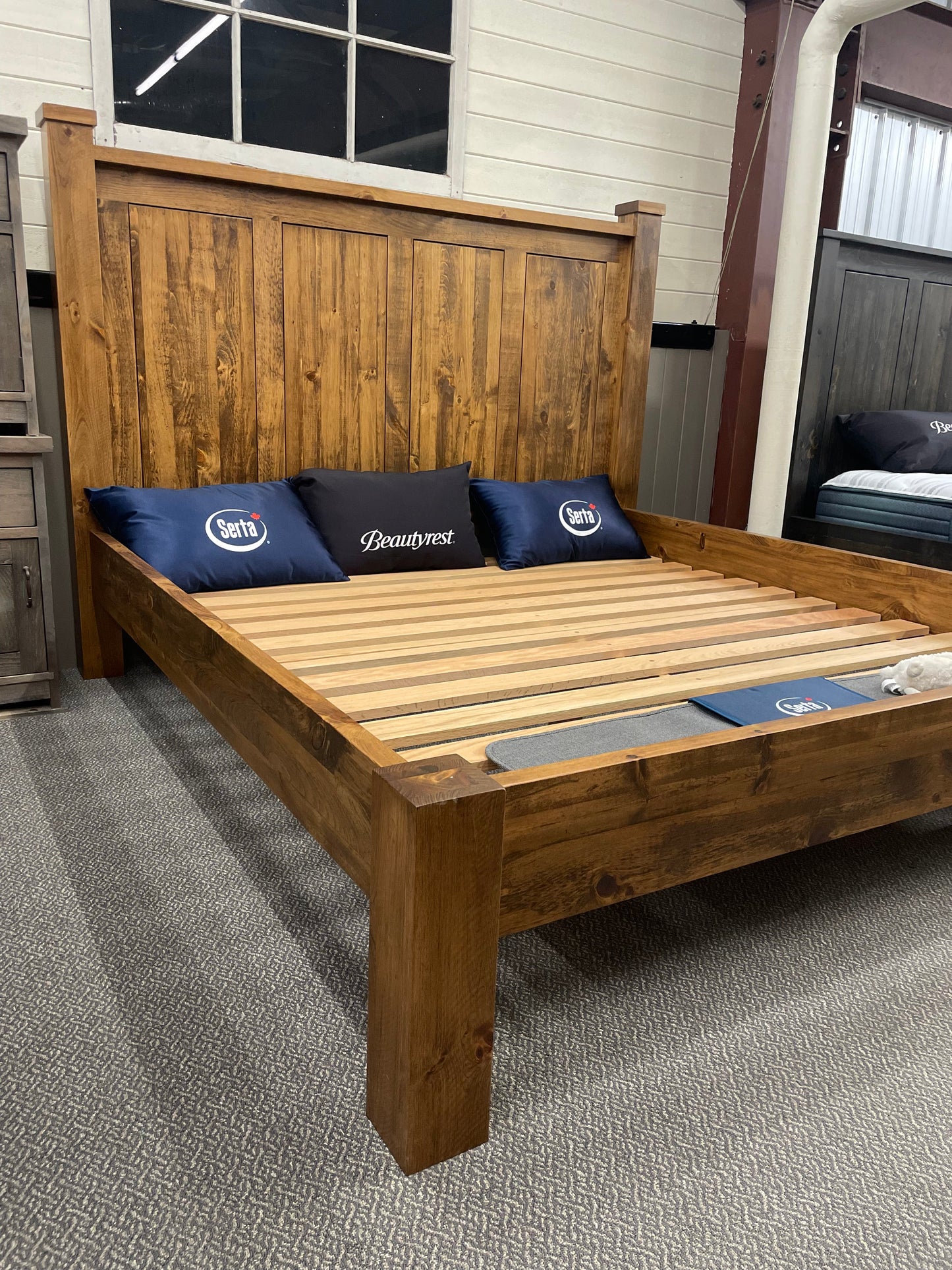 Rustic 3 Piece Kabin King Bedroom Set in Black Walnut Finish S-735