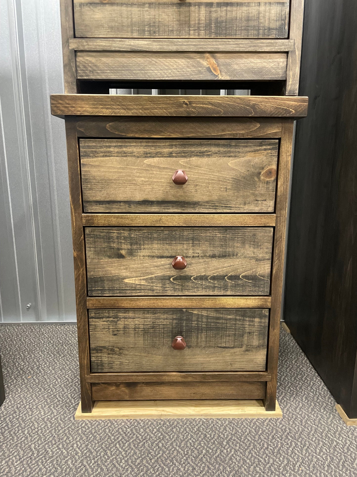 R163P Rustic Pine 3 Drawer Nightstand in Rome Finish S-749