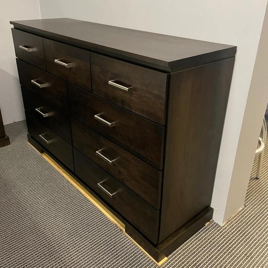 D180B 9 Drawer Dresser